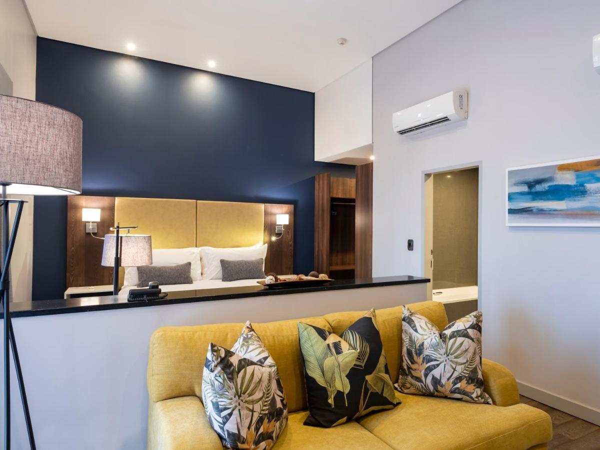 Aha Kathu Hotel Exterior photo